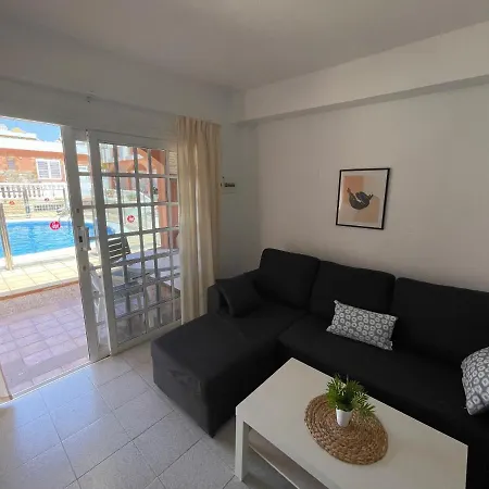 Gustamar 16 Apartment