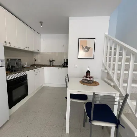 Apartament Gustamar 16