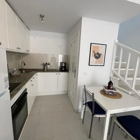 Apartament Gustamar 16